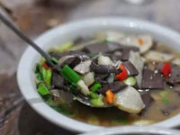 广丰竽头煮猪血，江西上饶广丰美食